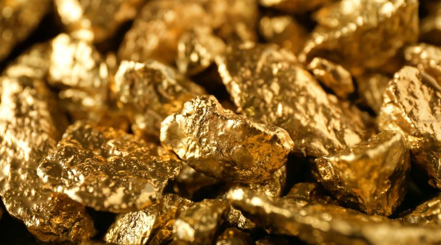 Investing In Gold vs Platinum