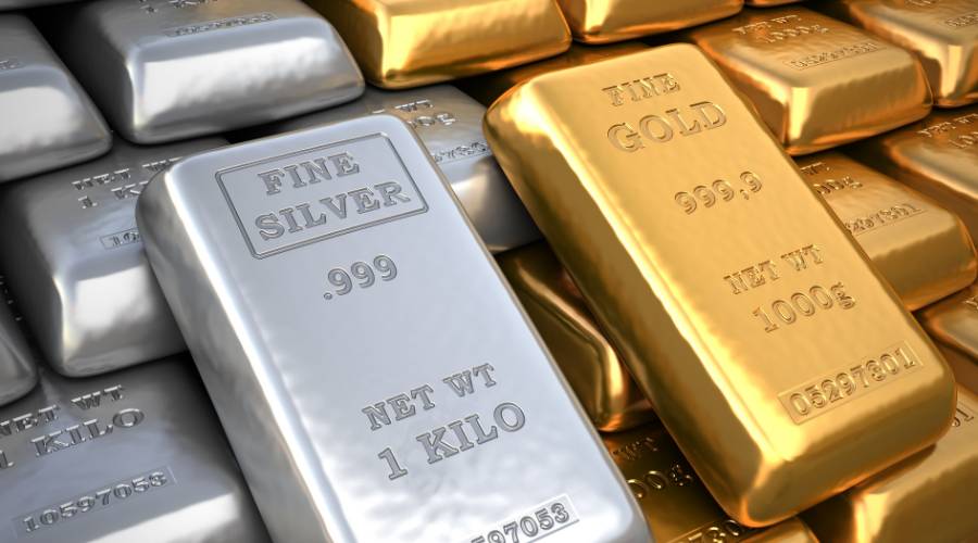 Investing In Gold vs Silver Investing In Gold vs Silver