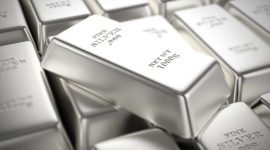 Investing In Gold vs Silver Investing In Gold vs Silver